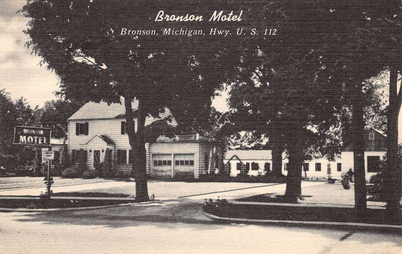 Bronson Motel - Vintage Postcard